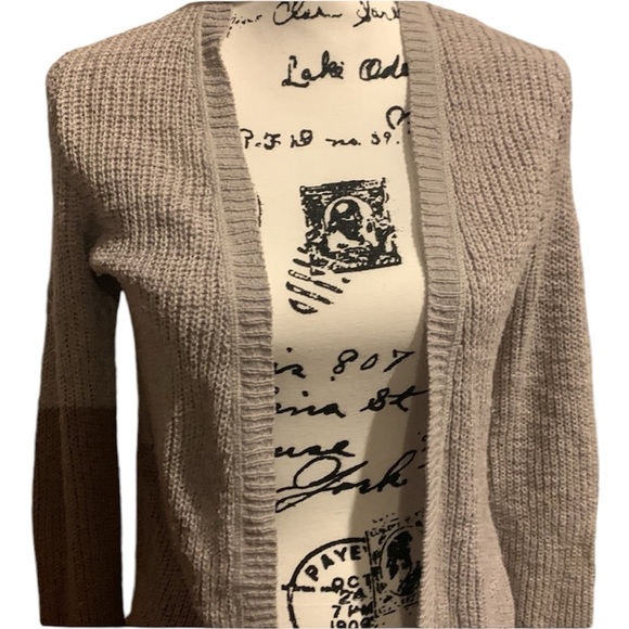 Mossimo Cardigan - Picture 3 of 5